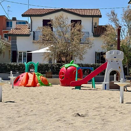 Villa Dolcevita Bellaria-Igea Marina Ngoại thất bức ảnh