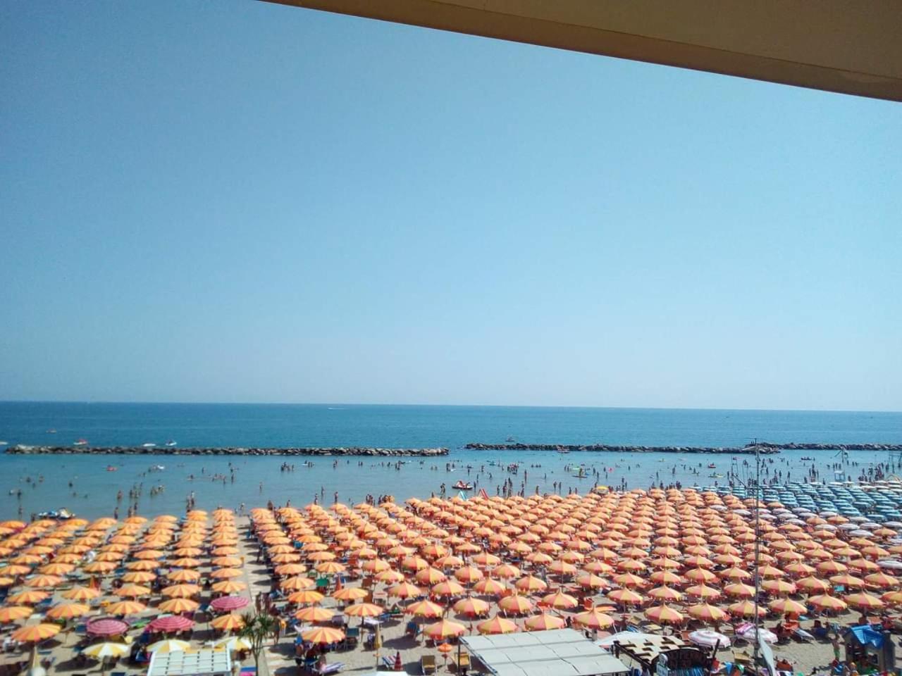 Villa Dolcevita Bellaria-Igea Marina Ngoại thất bức ảnh
